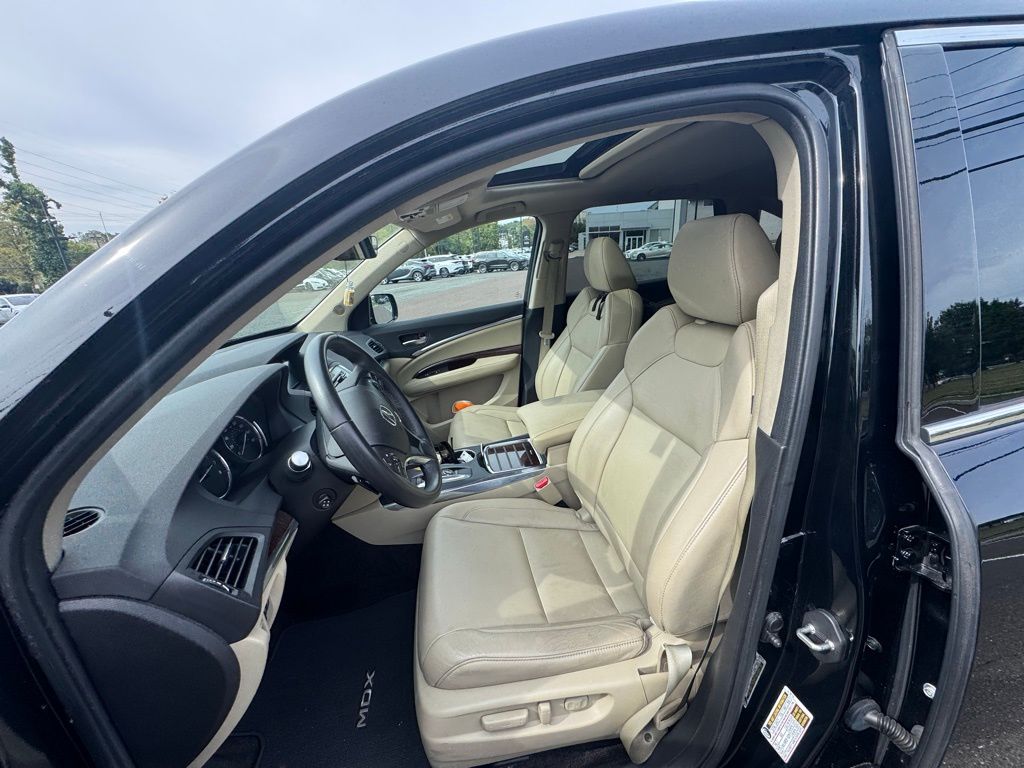 2017 Acura MDX SH-AWD Technology photo 2