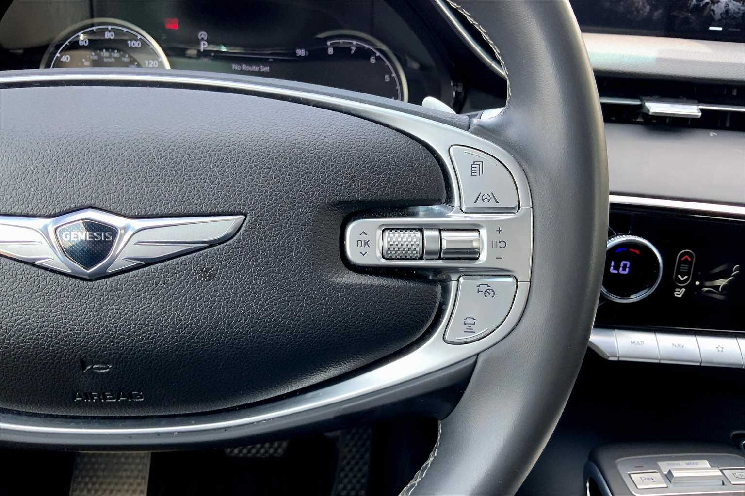 2025 Genesis GV70 2.5T photo 23