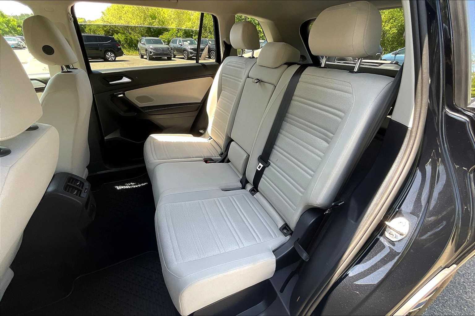 2024 Volkswagen Tiguan S photo 12