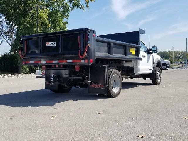 2025 Ford F-550 photo 4