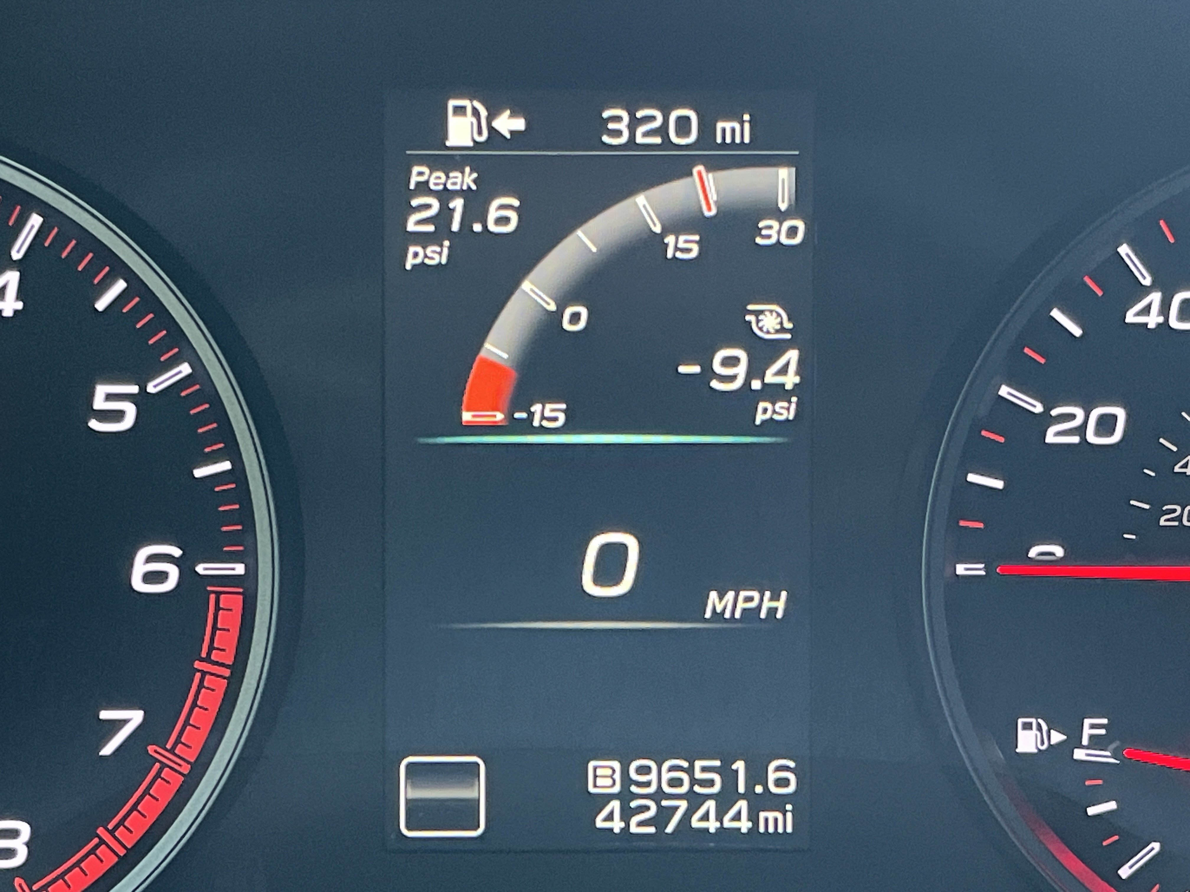 2023 Subaru WRX Premium photo 4