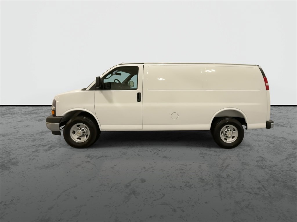 2025 Chevrolet Express Cargo 2500 photo 2