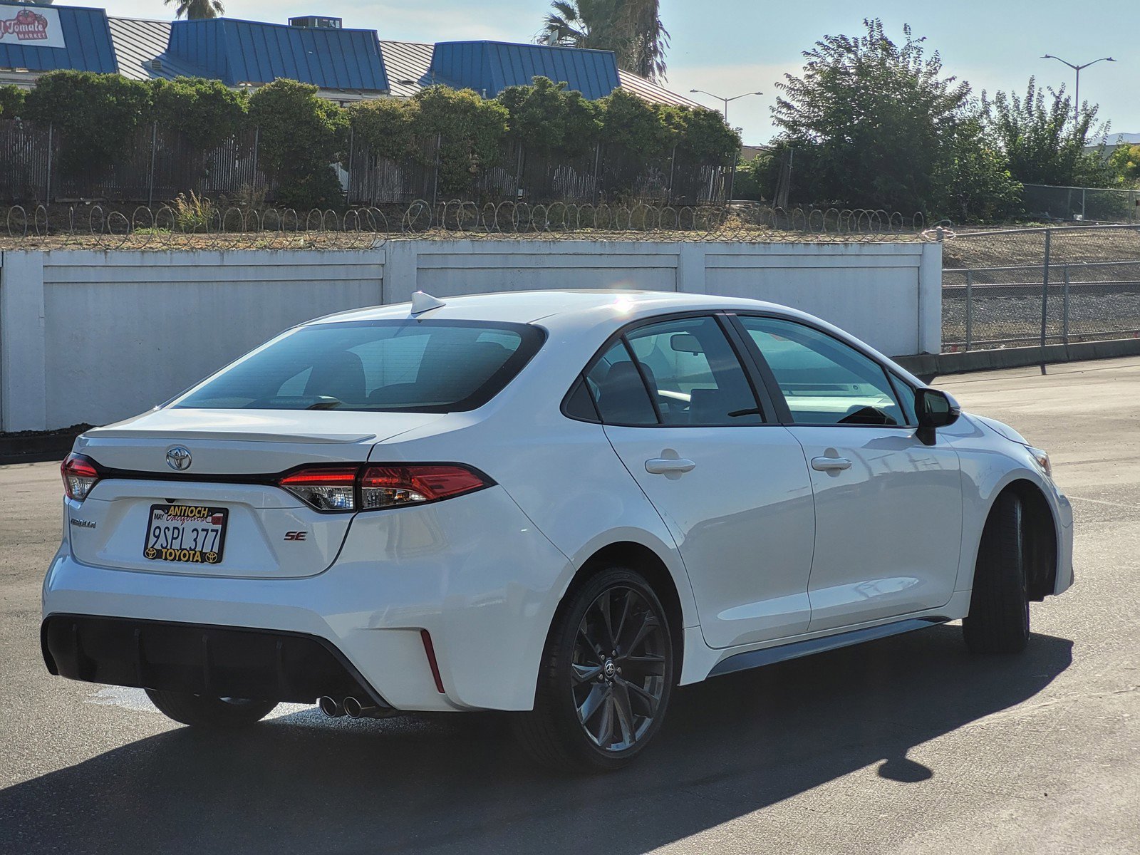 2024 Toyota Corolla SE photo 4