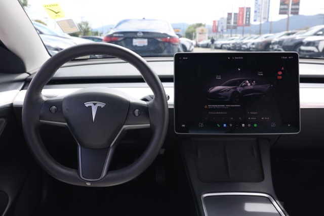 2022 Tesla Model 3 Long Range photo 16
