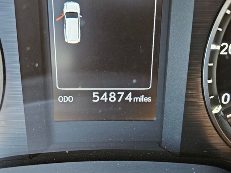 2021 Lexus GX 460 Premium photo 26
