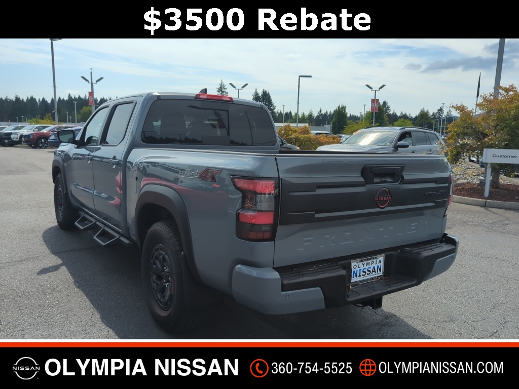 2025 Nissan Frontier Crew Cab PRO-4X photo 5