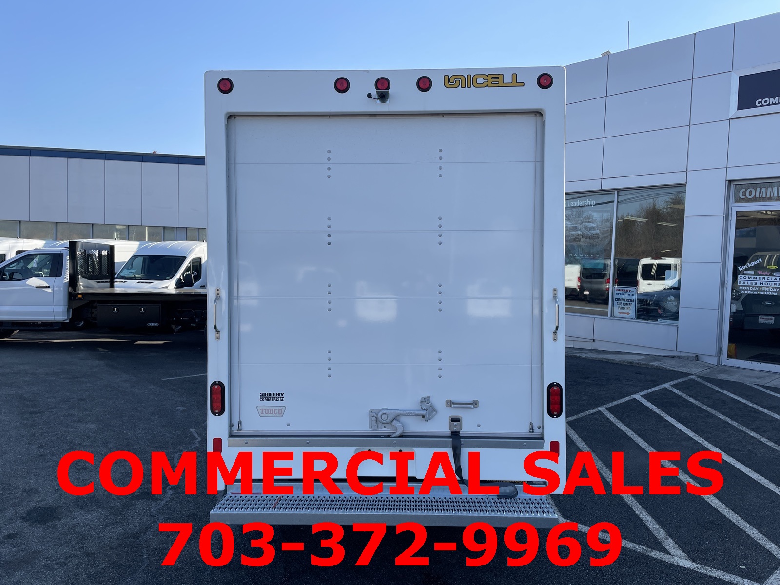 2025 Ford E-350 photo 9