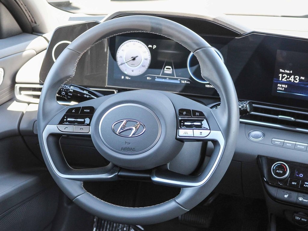 2023 Hyundai Elantra SEL photo 14