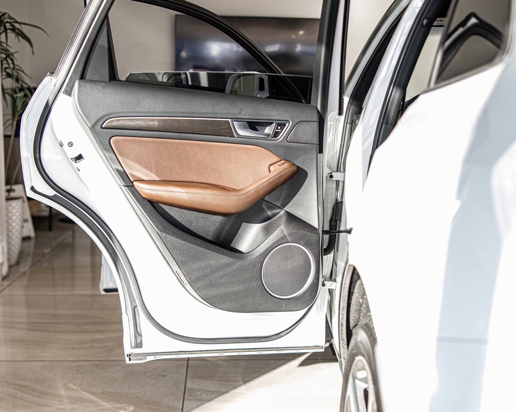 2017 AUDI Q5 - Image 36