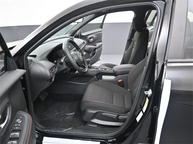 2026 Honda HR-V Sport photo 3