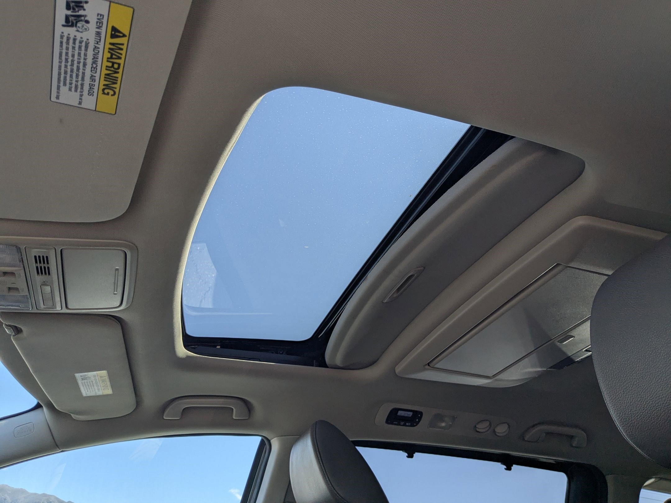 2016 Honda Odyssey Touring Elite photo 27