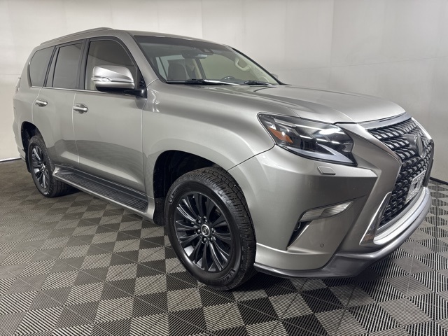 2020 Lexus GX Premium's photo