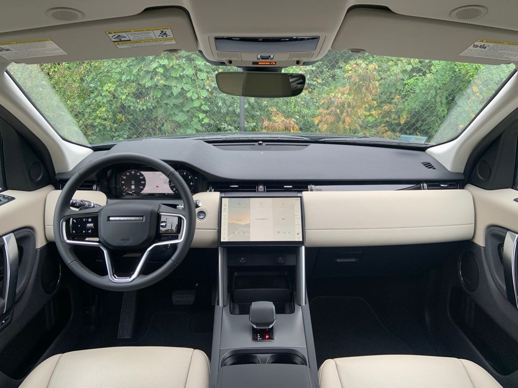 2025 Land Rover Discovery Sport S photo 20