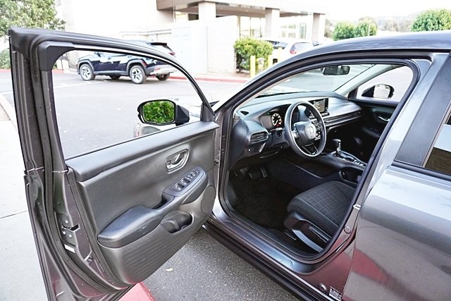 Used 2025 Gray Honda LX image 35