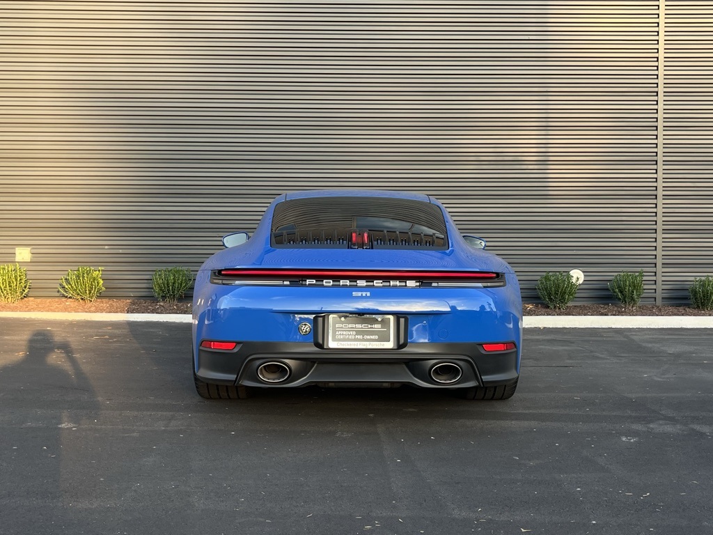 2025 Porsche 911 photo 6