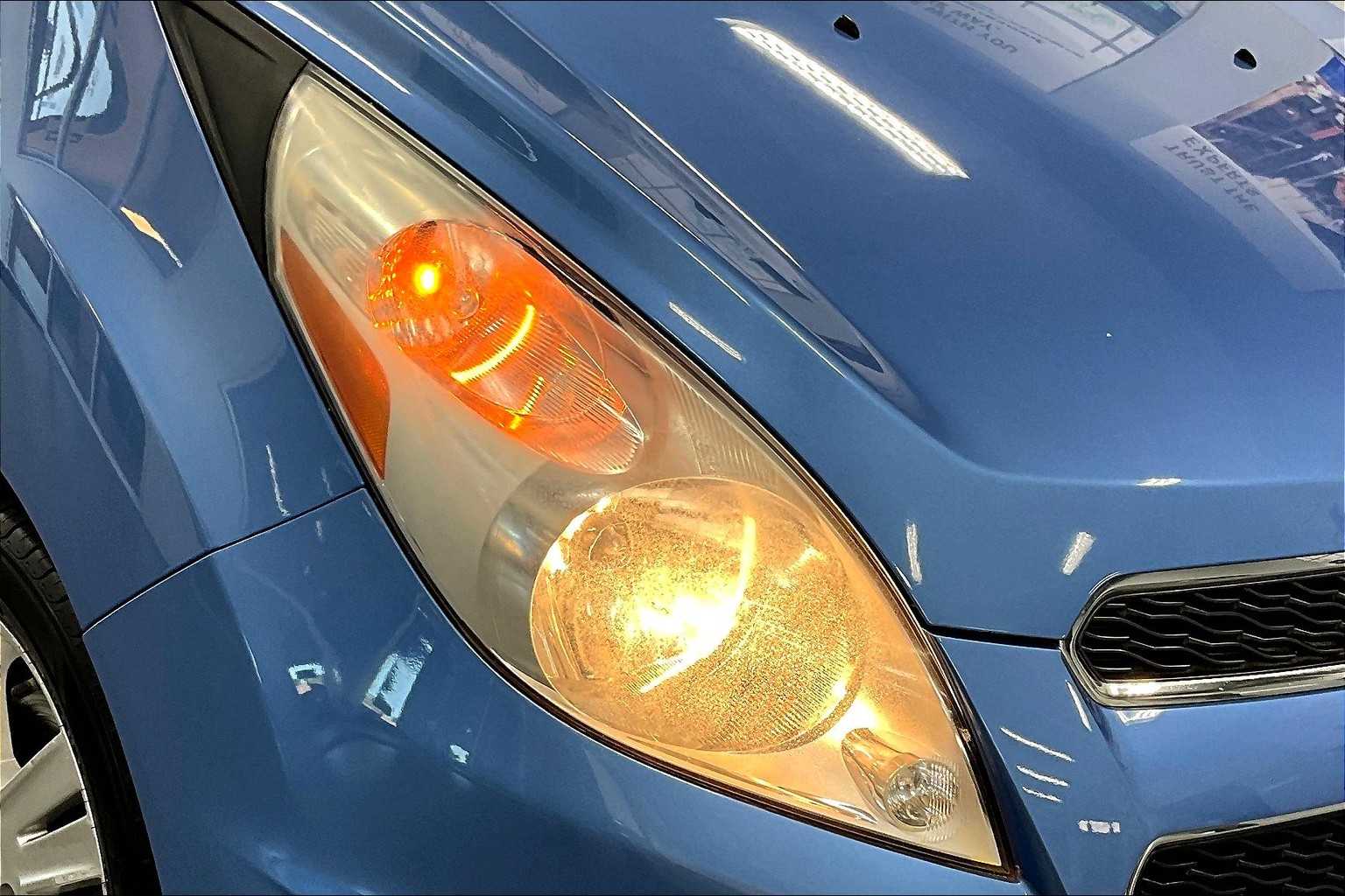 2014 Chevrolet Spark LS photo 27
