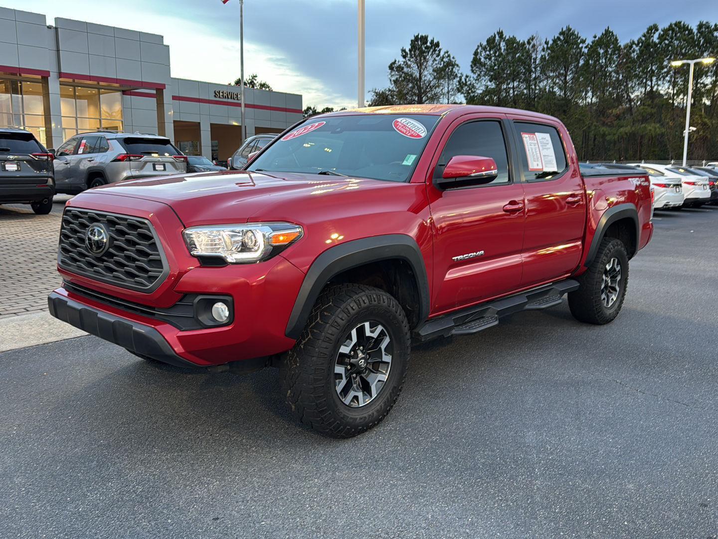 2022 Toyota Tacoma TRD Off Road's photo