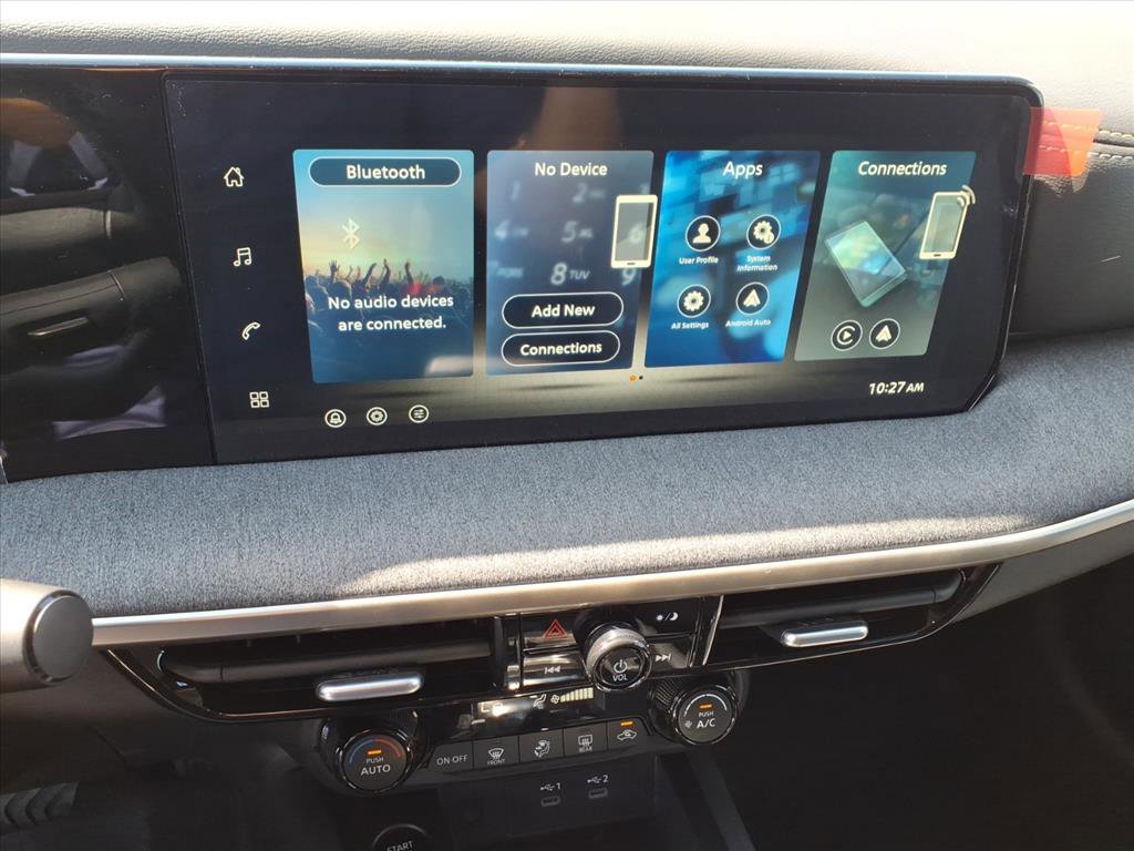 2026 Nissan Kicks SV photo 8