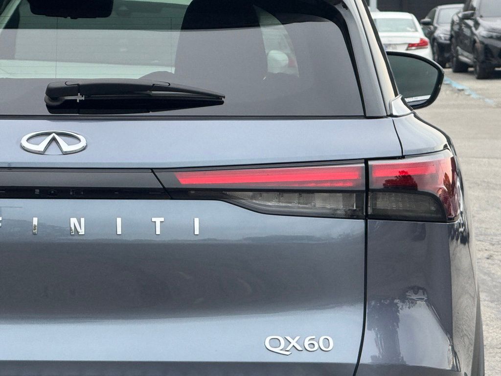 2025 Infiniti QX60 Autograph AWD photo 4