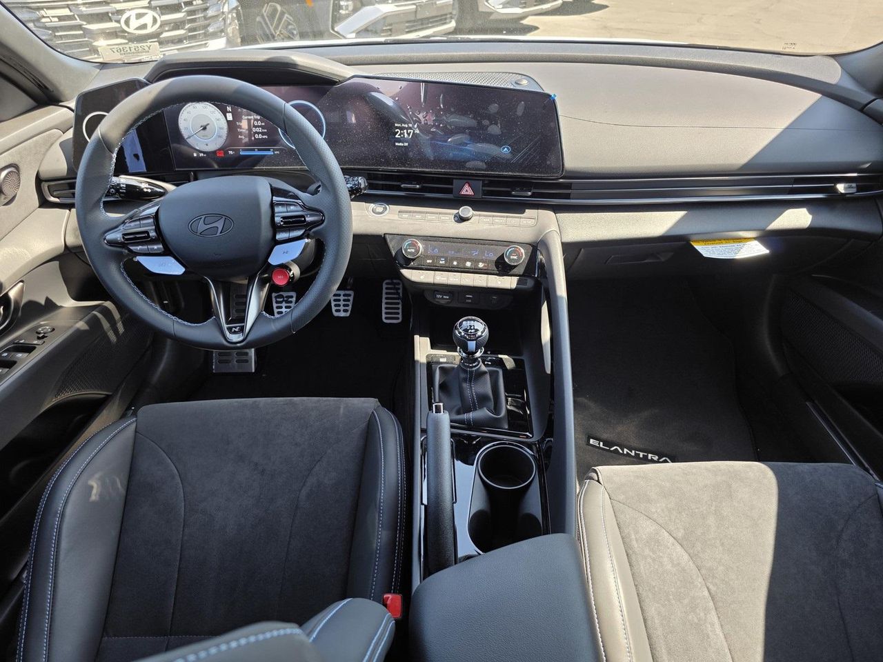 2025 Hyundai Elantra N Base photo 16