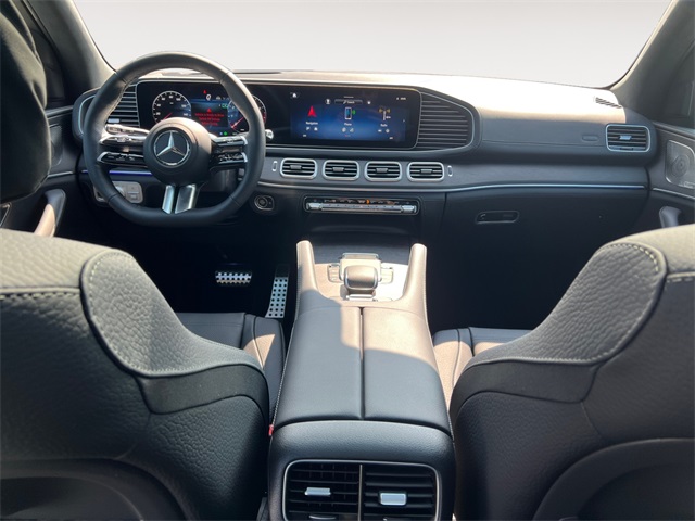 2025 Mercedes Benz GLS 580 4MATIC photo 10