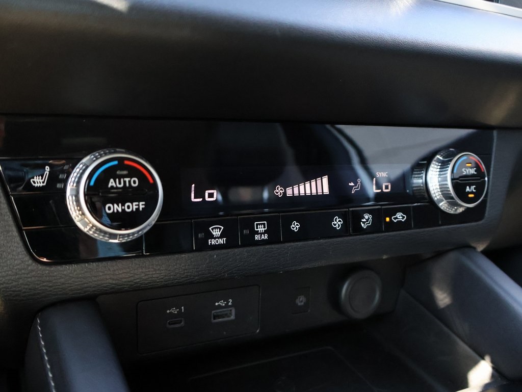 2024 Mitsubishi Outlander SE photo 37