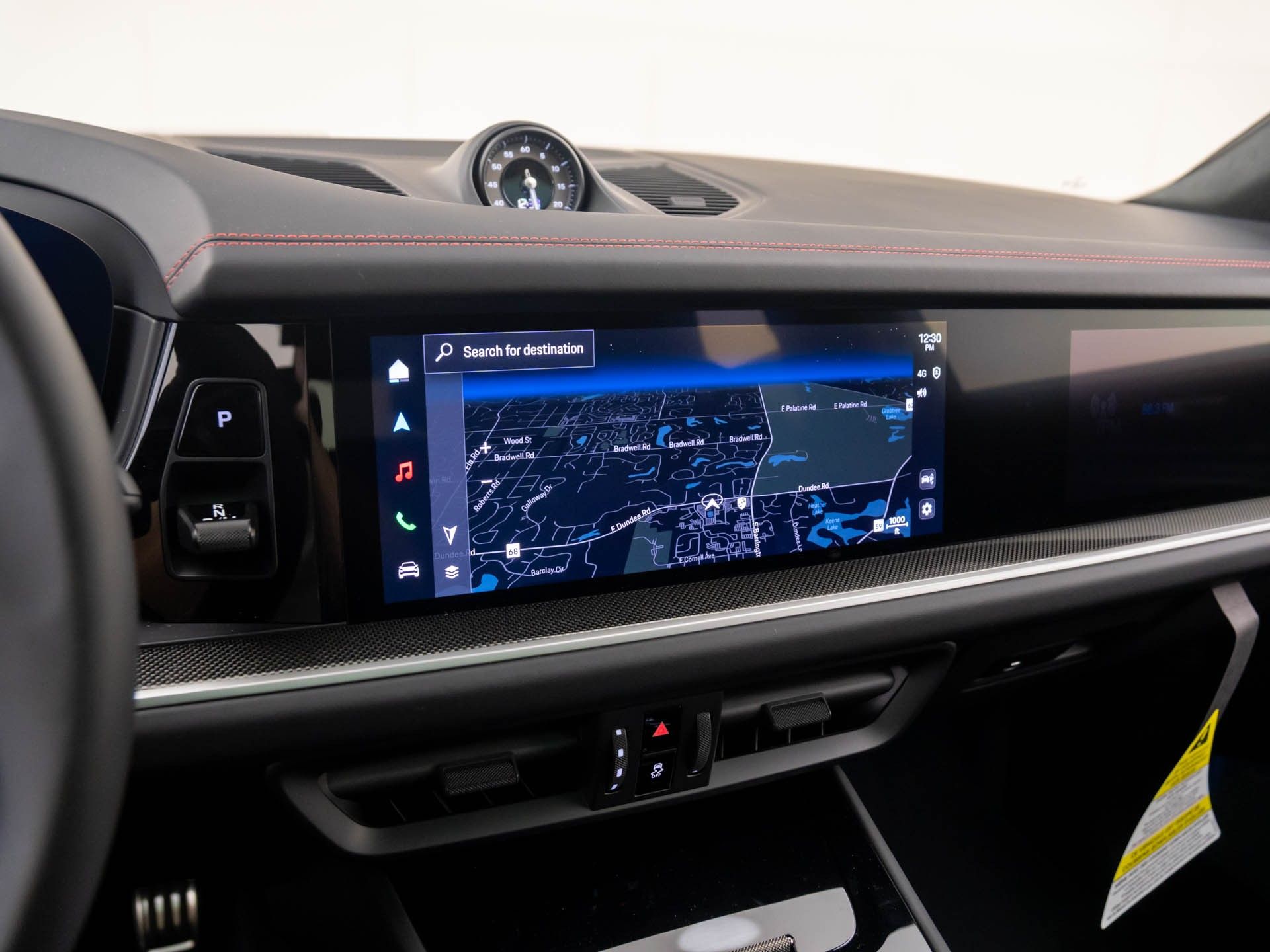 2025 Porsche Cayenne E-Hybrid Turbo photo 21