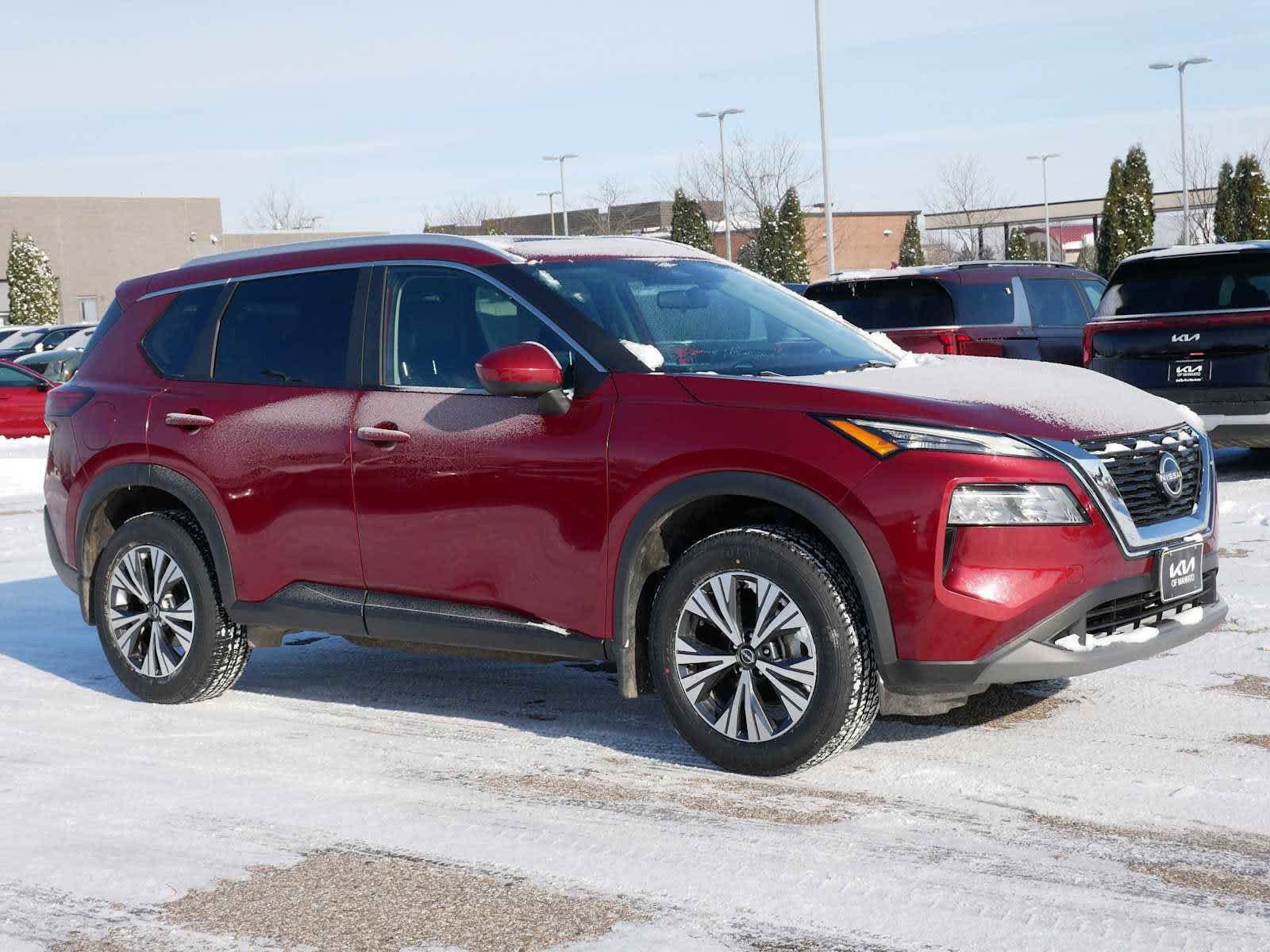 2023 Nissan Rogue SV's photo