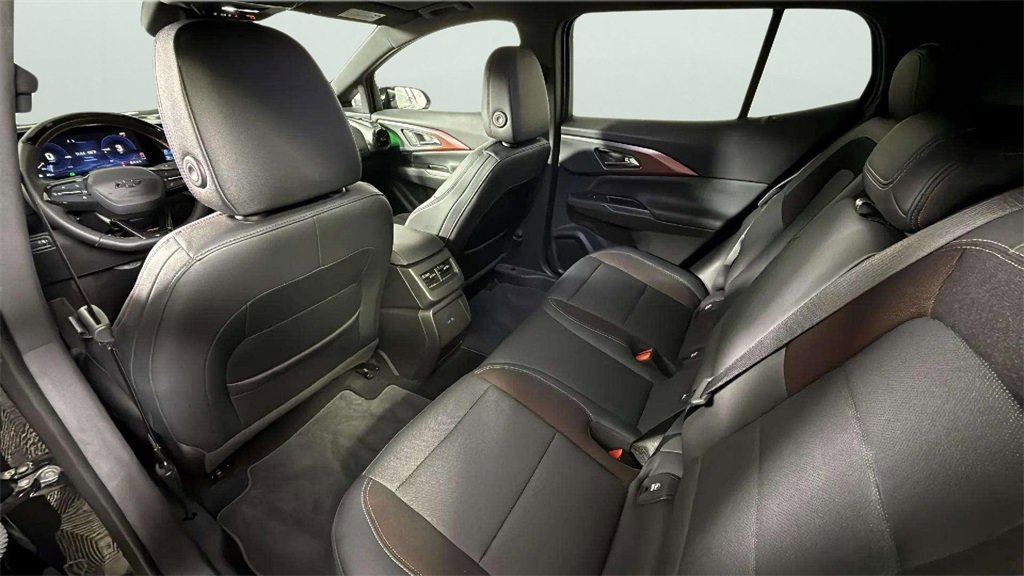2024 Chevrolet Equinox EV 3RS photo 27