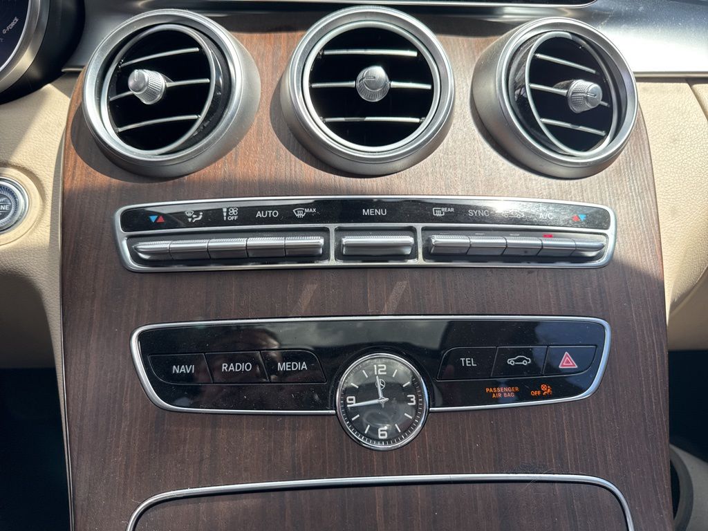 2021 Mercedes Benz C 300 photo 17