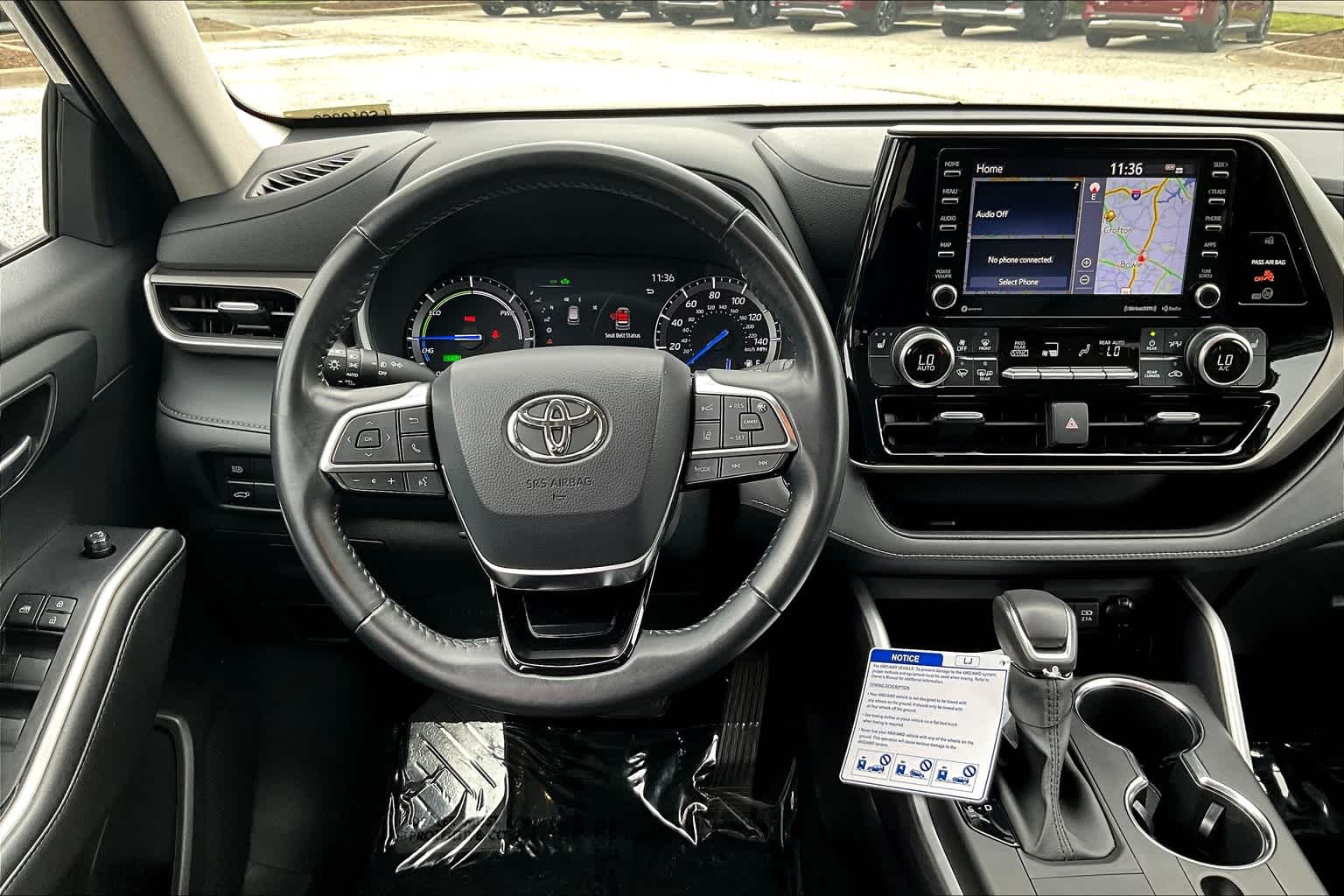 2020 Toyota Highlander Hybrid XLE photo 5