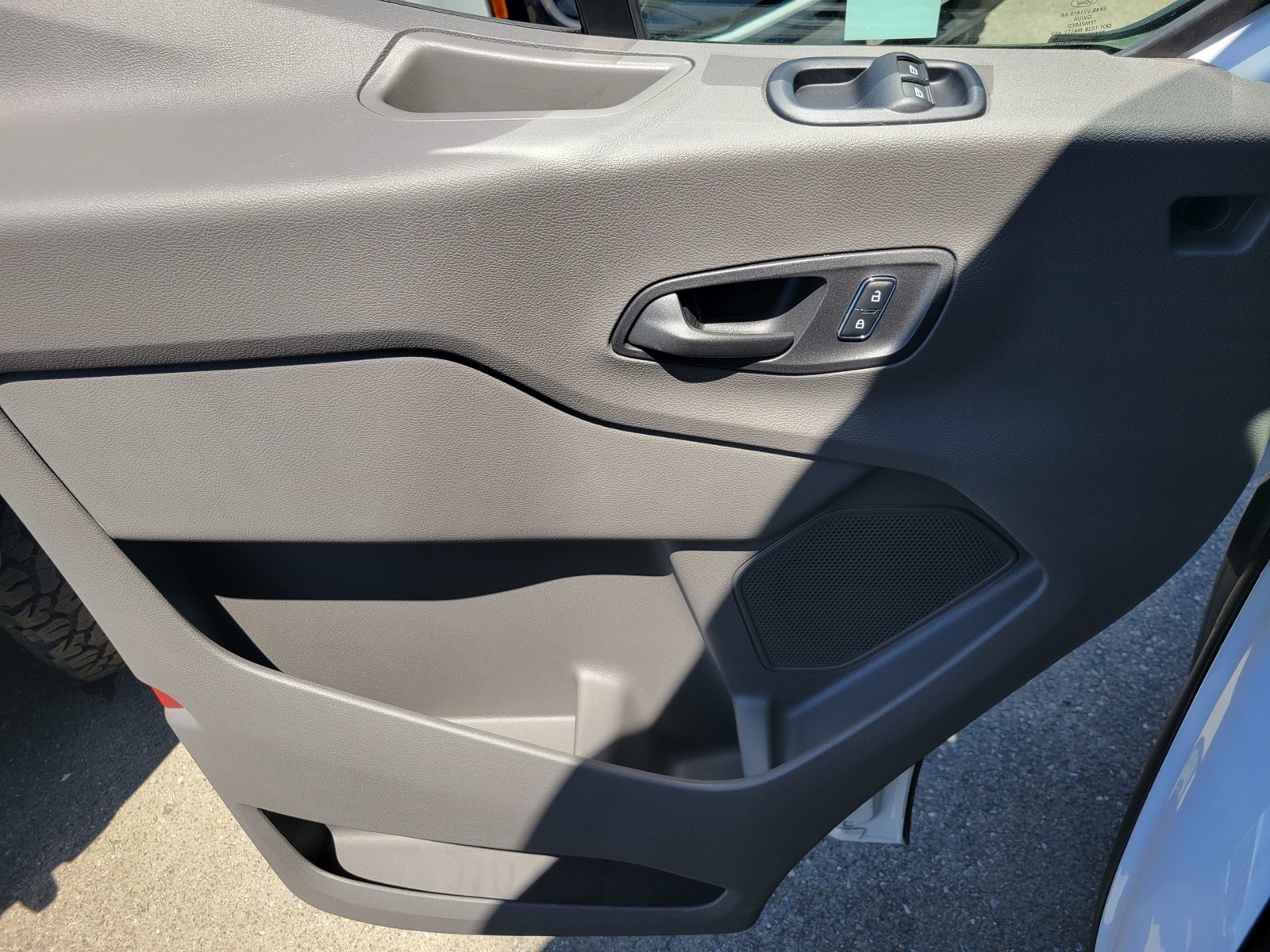 2024 Ford Transit Cargo photo 12