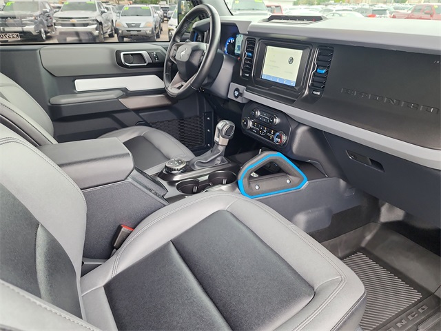 2023 Ford Bronco Black Diamond photo 11