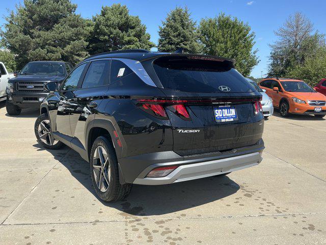 2025 Hyundai Tucson SEL photo 2