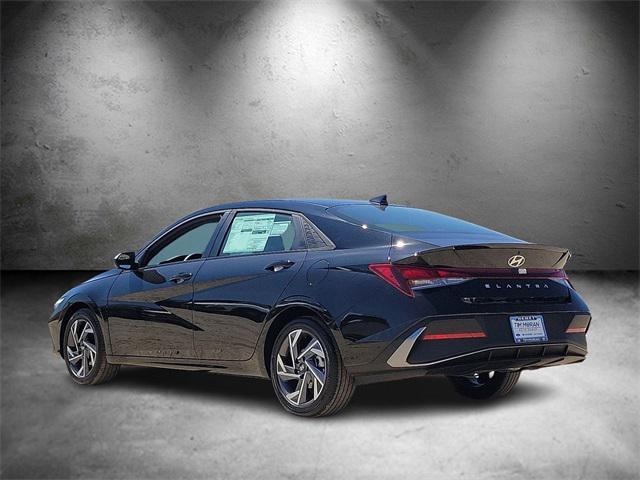 2025 Hyundai Elantra SEL Sport photo 4