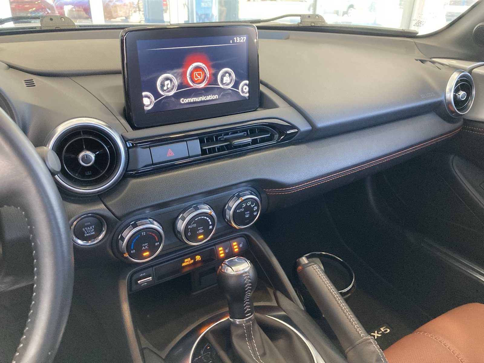 2023 Mazda MX-5 Miata Miata RF Grand Touring photo 17