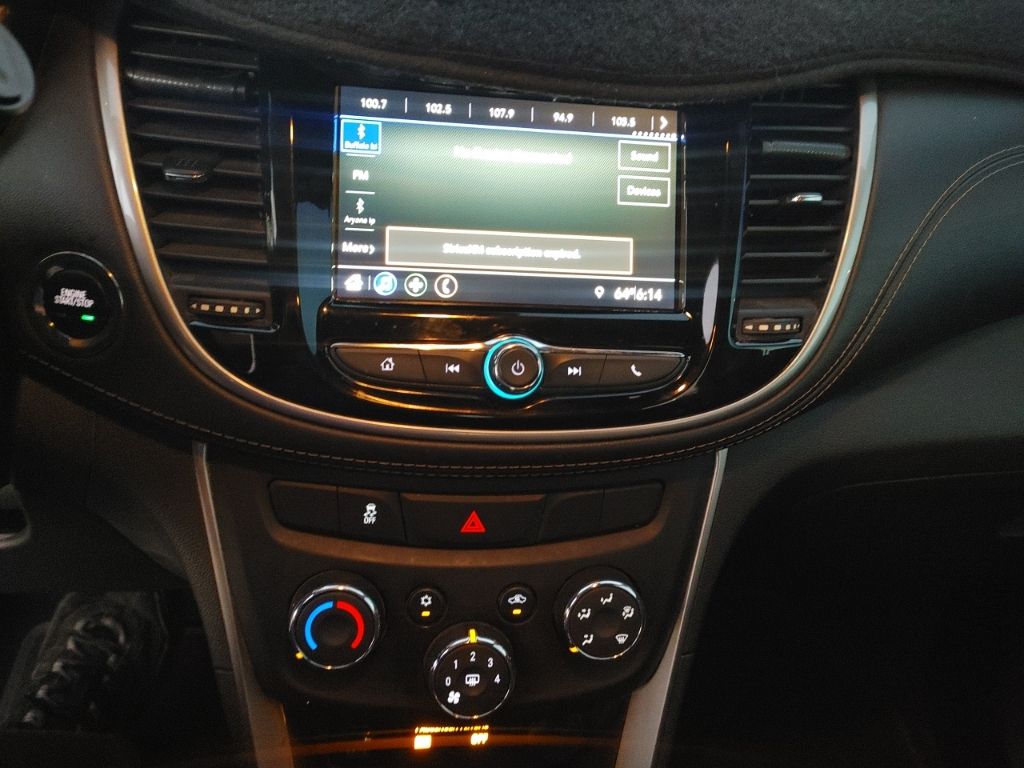 2020 Chevrolet Trax LT photo 16