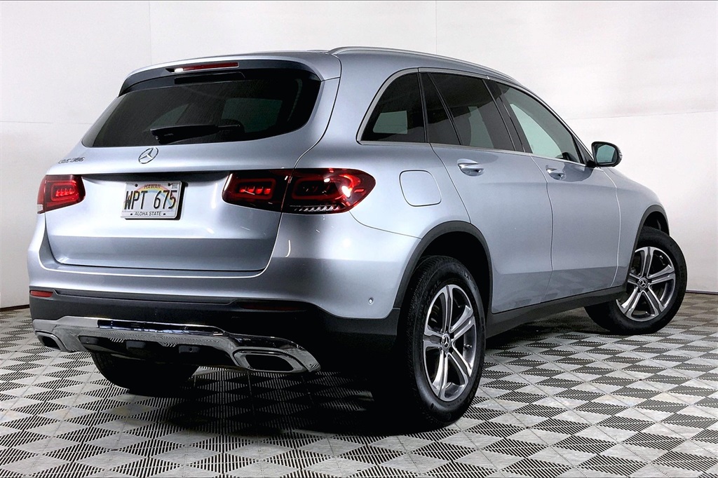 2022 Mercedes Benz GLC 300 photo 10