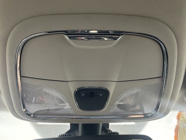 2015 Jeep Cherokee Latitude photo 23