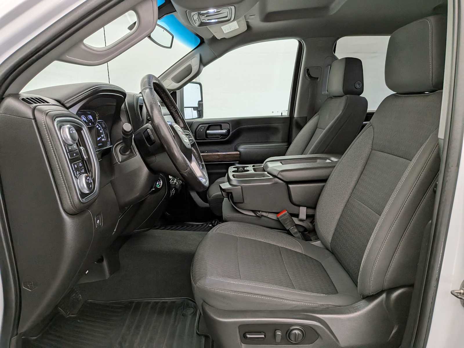 2021 Gmc Sierra 3500 HD SLE photo 16
