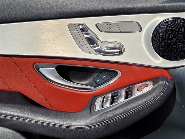 2022 Mercedes Benz GLC 300 photo 20