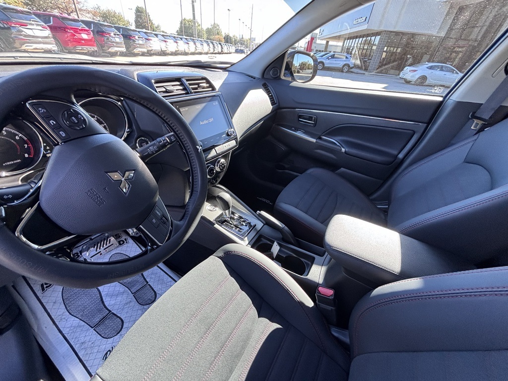 2024 Mitsubishi Outlander Sport ES LE SE photo 10