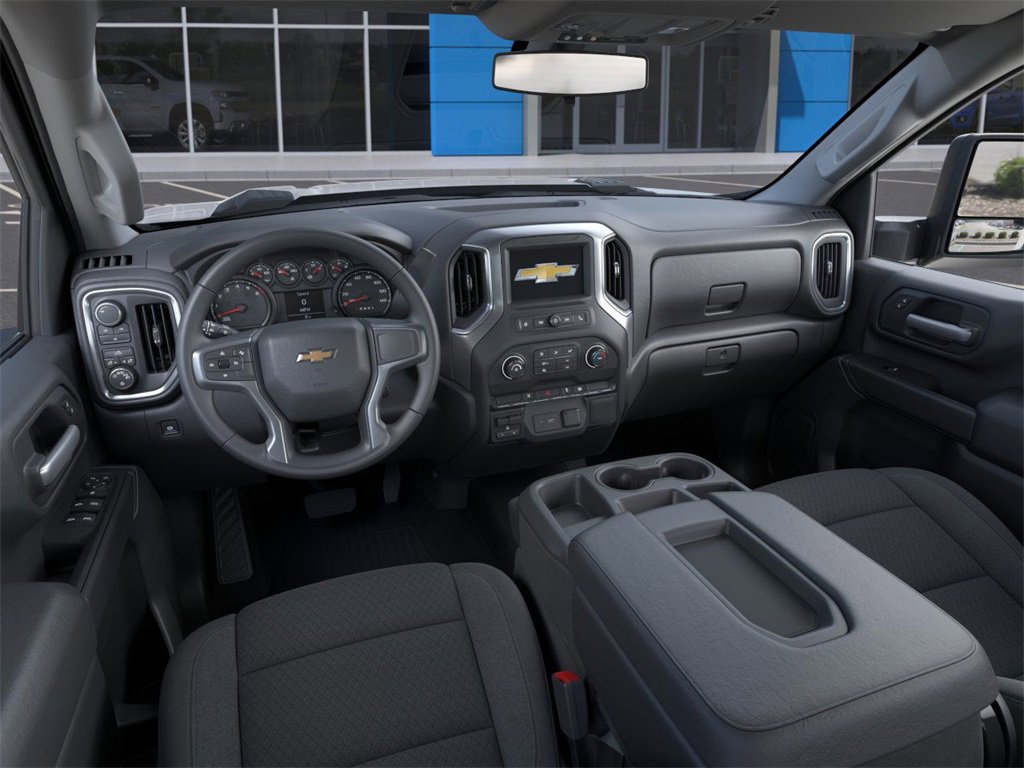 2025 Chevrolet Silverado 2500HD Custom photo 15