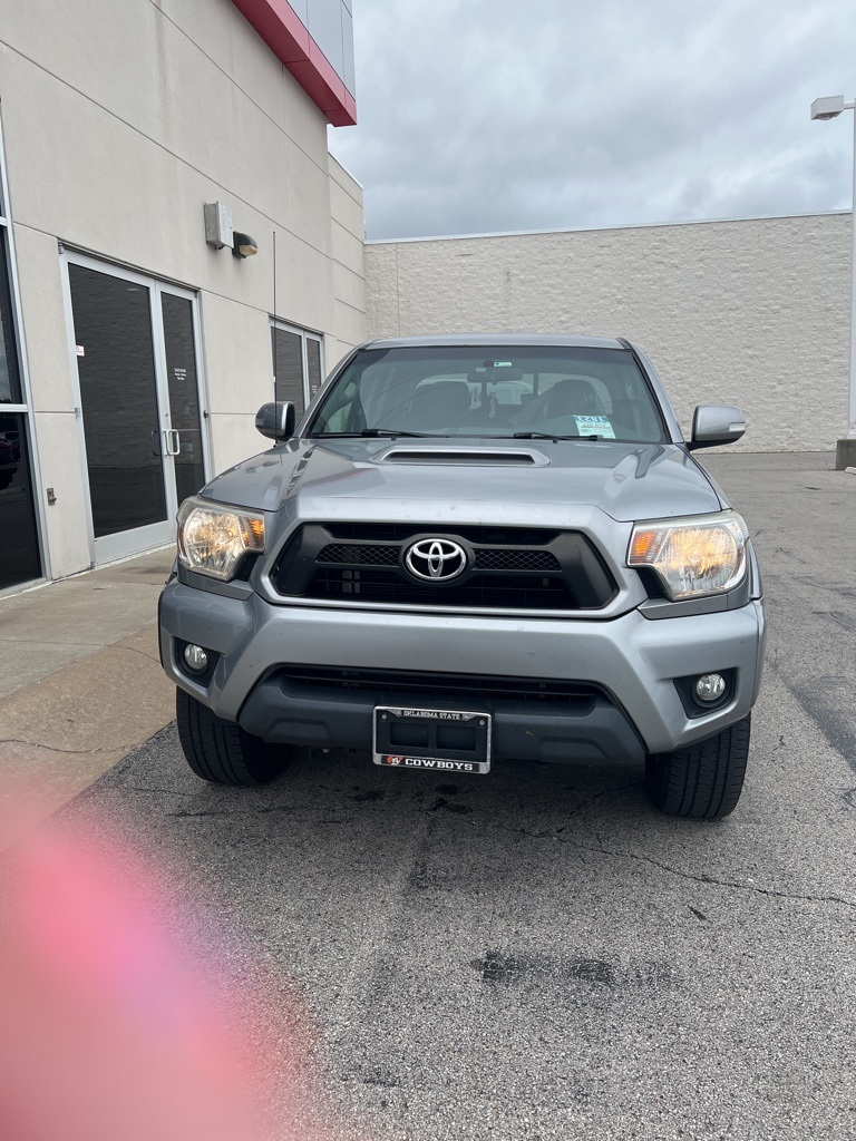 2015 Toyota Tacoma Base photo 13