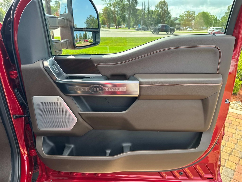 2024 Ford F-350 King Ranch photo 12