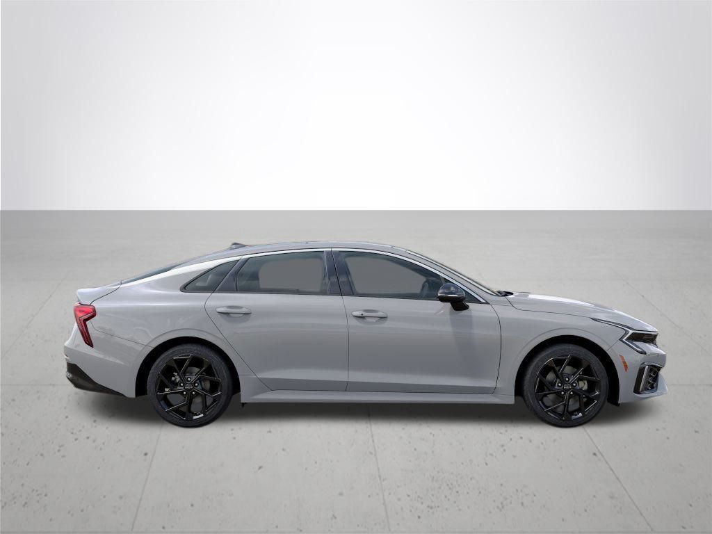 2026 Kia K5 GT-Line photo 7
