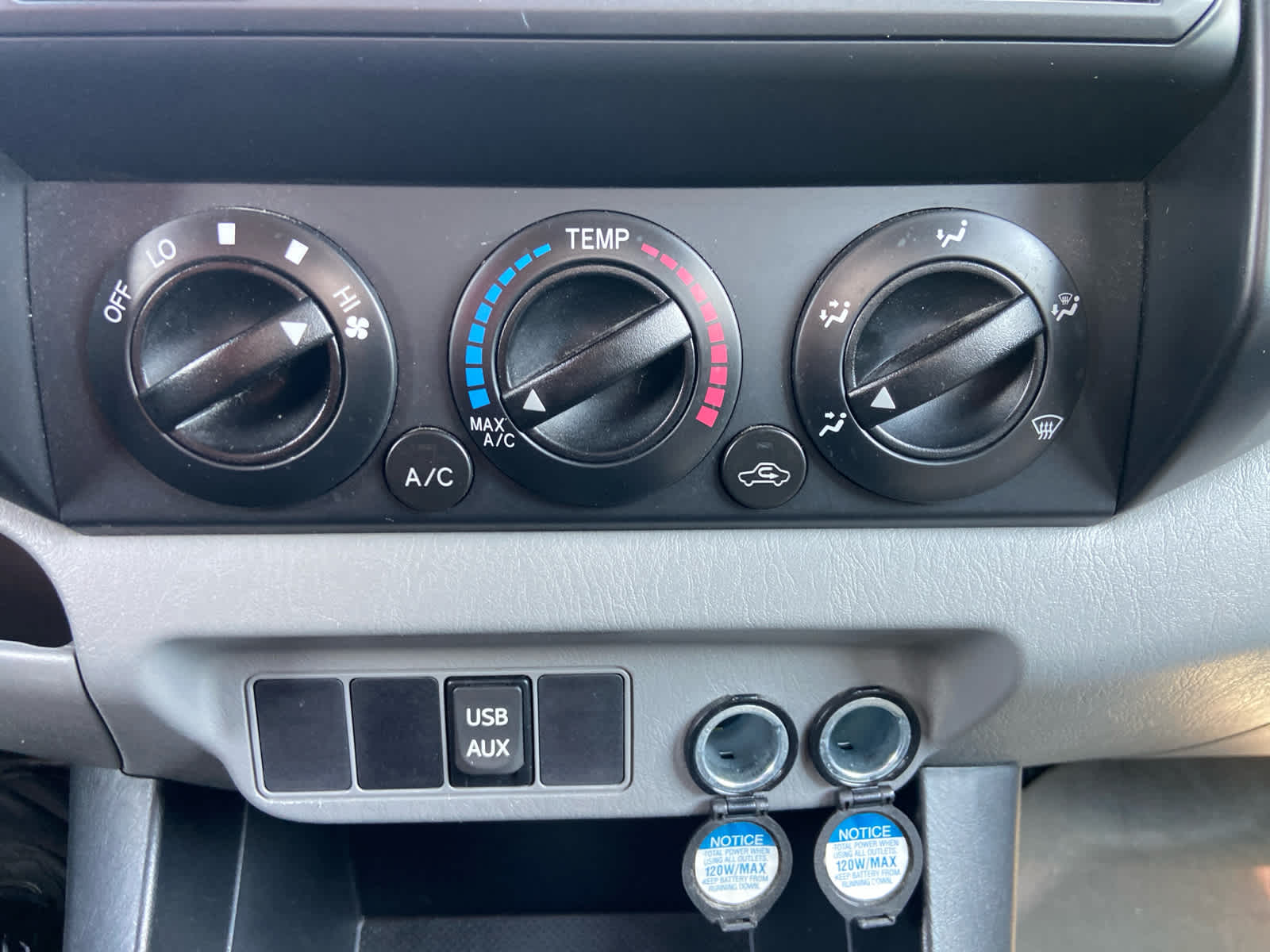 2015 Toyota Tacoma Base photo 19
