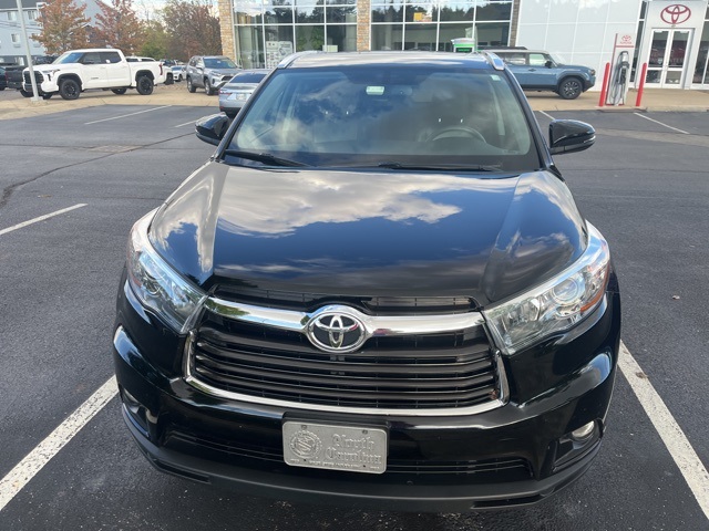 2015 Toyota Highlander XLE photo 2