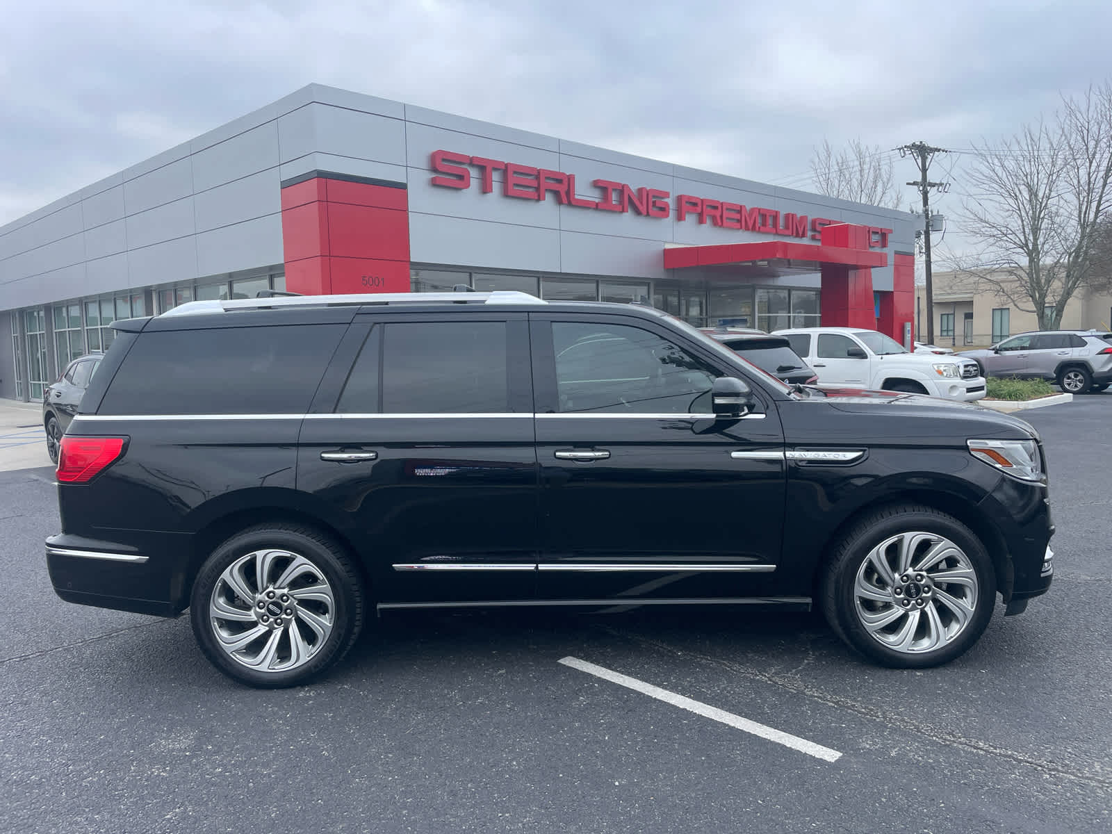 2019 Lincoln Navigator Reserve's photo