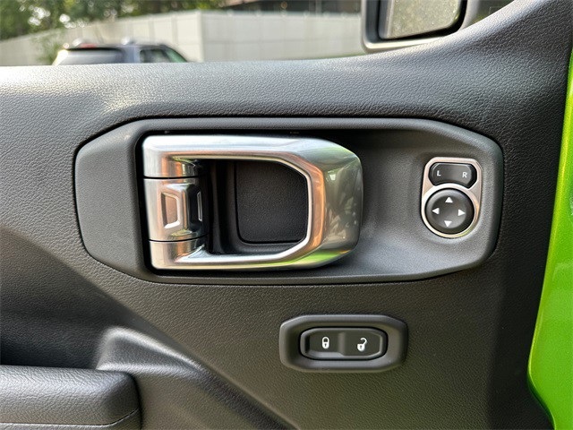 2025 Jeep Wrangler Sport S photo 29